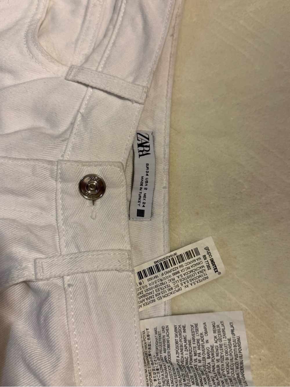 ZARA White Skinny Women’s Jeans - Clean High-Rise Style